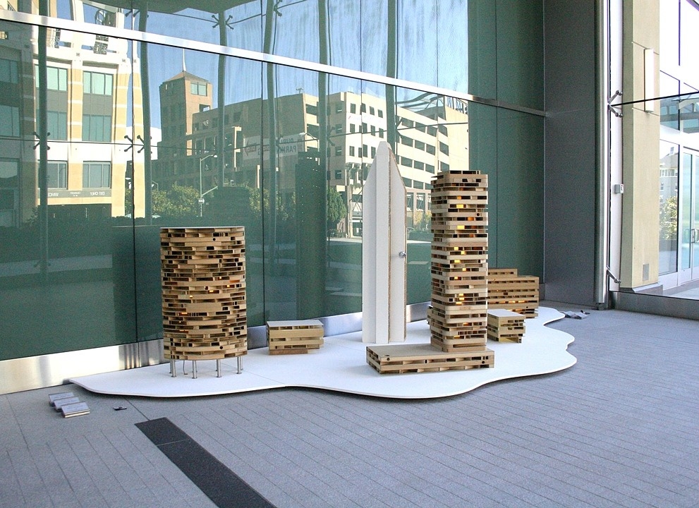 2009-hollow-core-oakland-museum-of-california